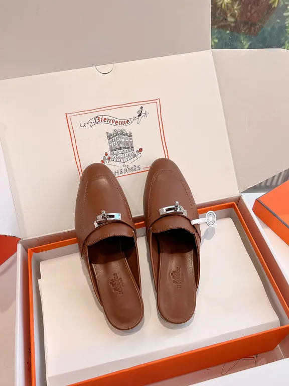 Hermes Shoe 